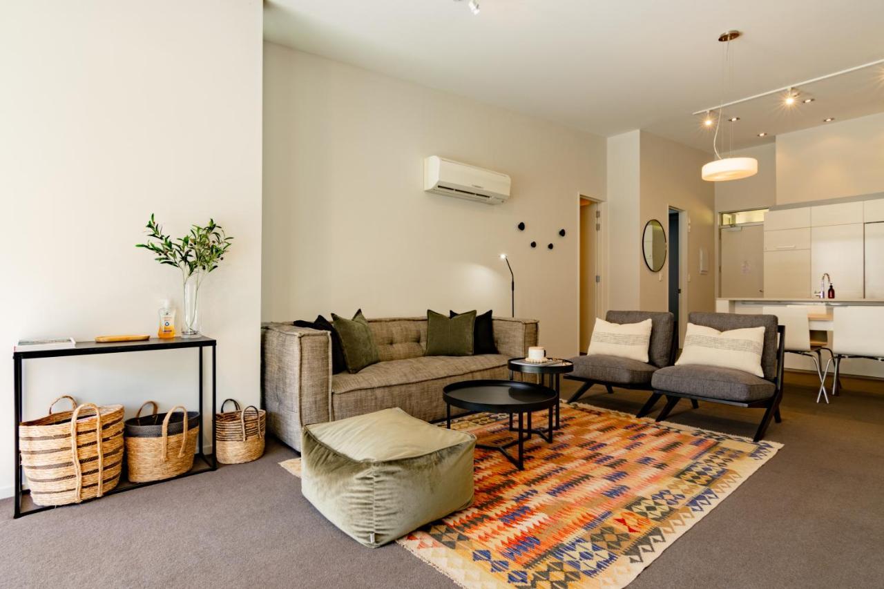 Stylish Haven Luxury Interiors In Prime Location Apartment Куийнстаун Екстериор снимка